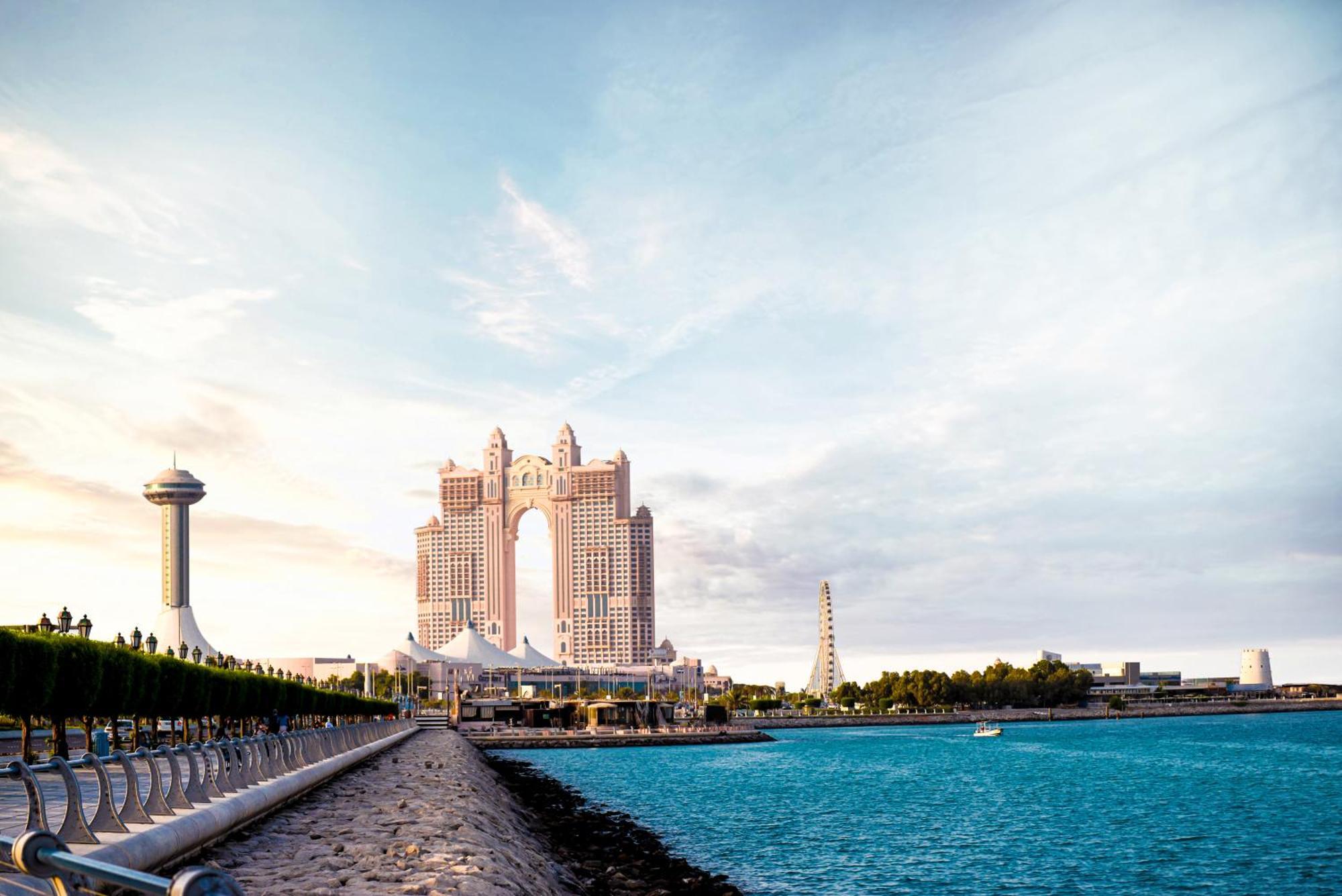 Rixos Marina Abu Dhabi Hotel Exterior foto